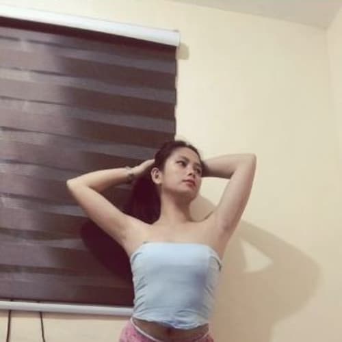 Geca, 26, from Philippines