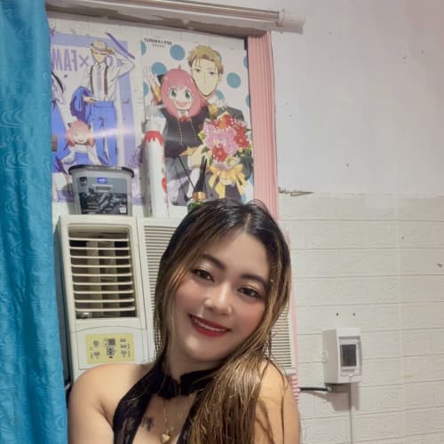 Lexinne, 26, from Philippines