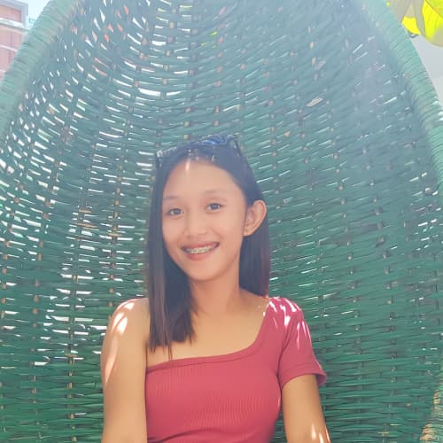 Glore, 23, from Philippines
