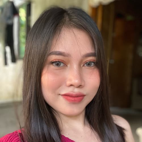 Abi, 24, from Philippines