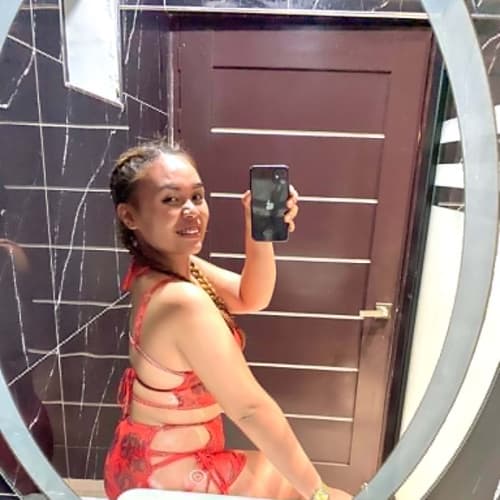 ANDREA, 26, from Philippines
