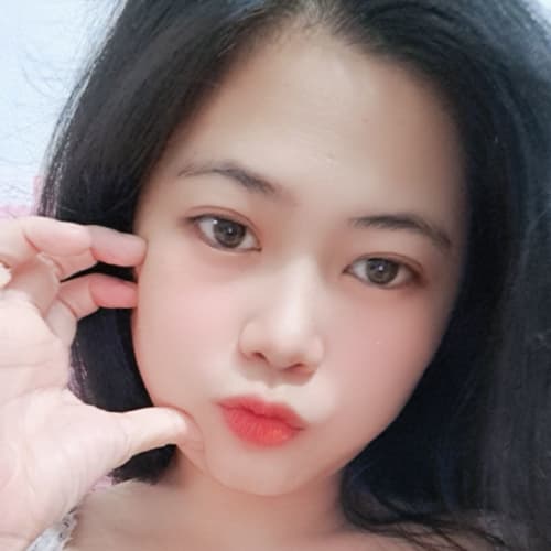 Rubyyy, 21, from Vietnam