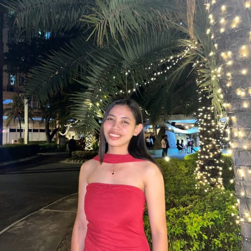 Lala, 24, from Philippines