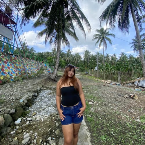 mayi, 25, from Philippines