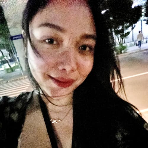 Lily, 26, from Philippines