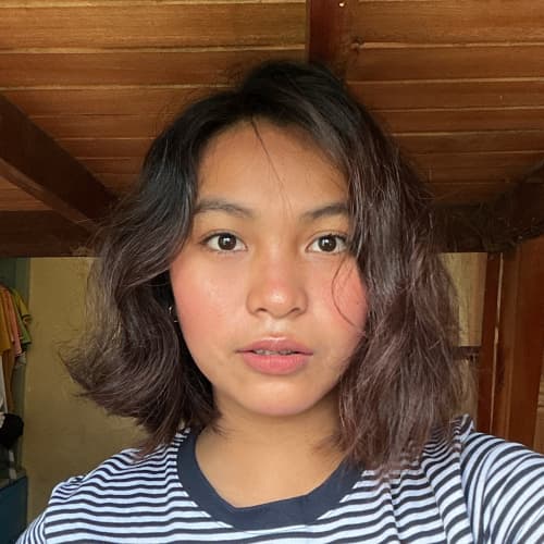 Joy, 20, from Philippines