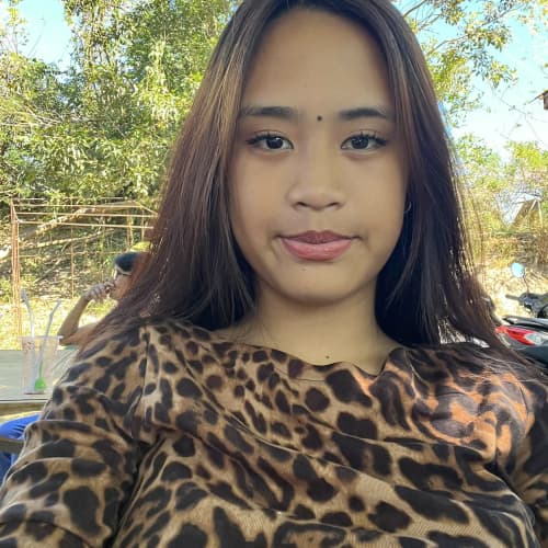 Erica, 20, from Philippines