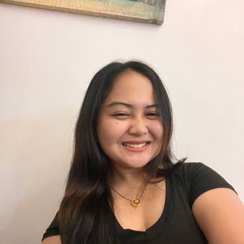 Grace, 22, from Philippines