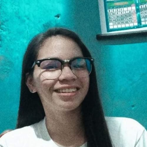 Yanna, 27, from Philippines