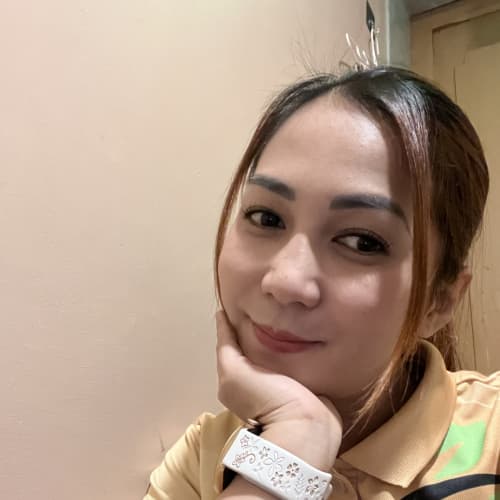 Juliana, 42, from Philippines