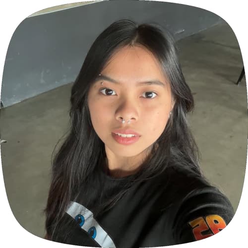 Yuna, 20, from Philippines