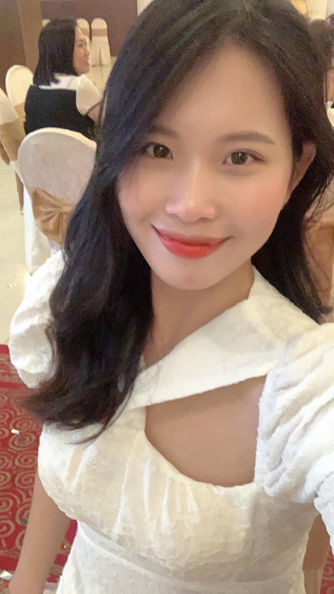 Jany, 26
